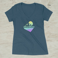 Geometric Mountain Nature Outdoor Graphic Screen Print V-Neck T-Shirt